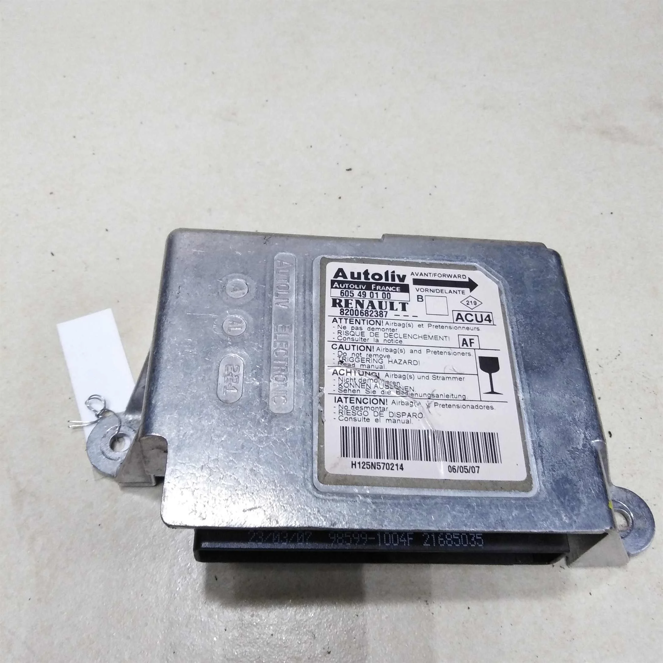 Блок управления Airbag подушками безопасности Renault Megane 2 седан рест (арт. 57636)