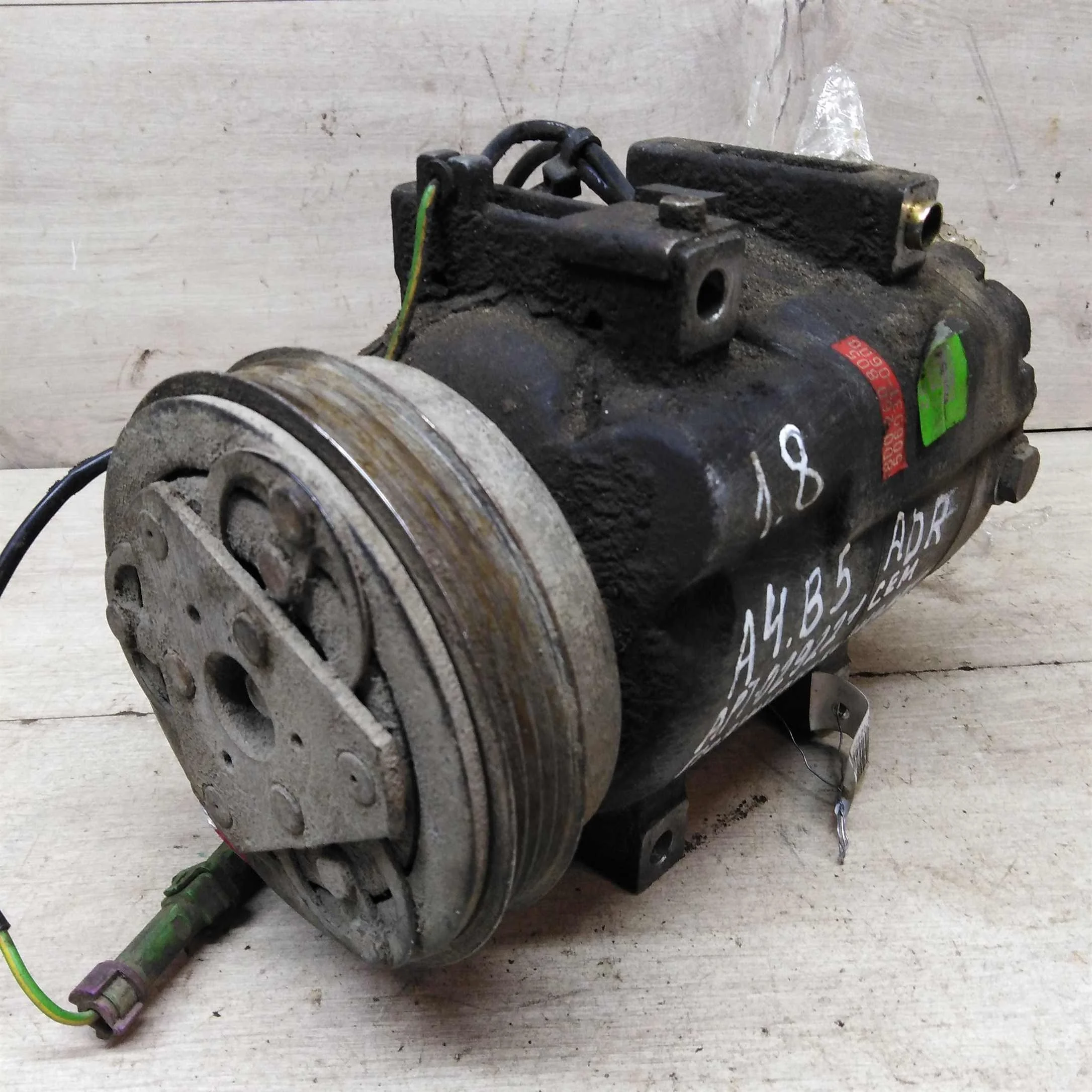 Компрессор кондиционера дефект подшипника гудит Audi A4 B5 Volkswagen Passat B5 Audi A6 C5 1.8 (арт. 59023)