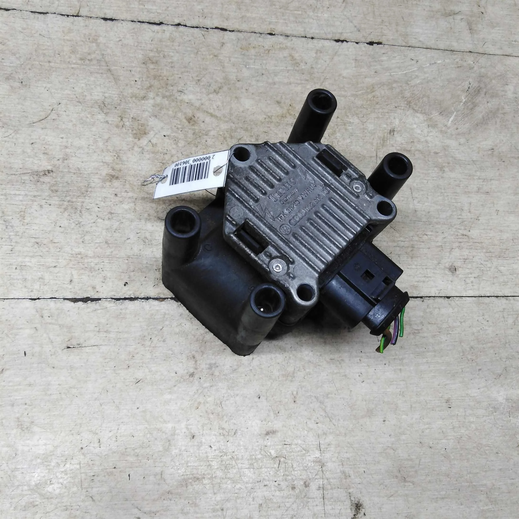 Катушка зажигания Volkswagen Golf 4 Volkswagen Bora Skoda Octavia Tour Audi a3 Volkswagen Passat B5 Passat B5 GP Audi A4 B5(1.6i) (арт. 60475)
