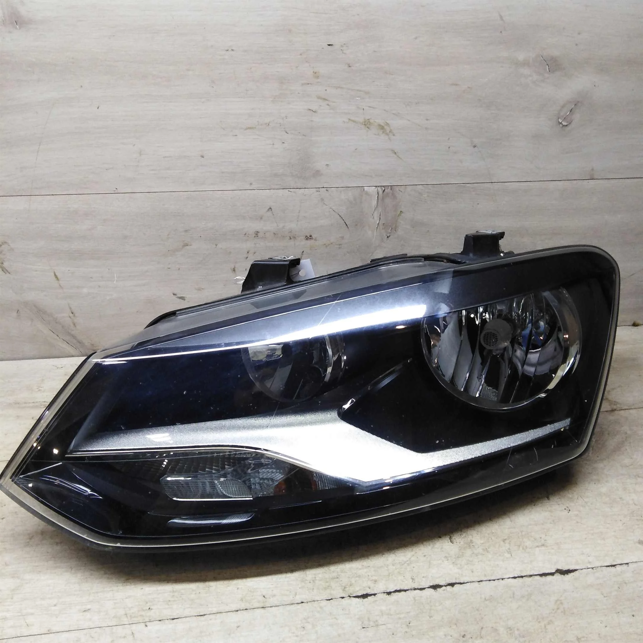 Фара левая Volkswagen polo 5 хэтчбек (арт. 62213)
