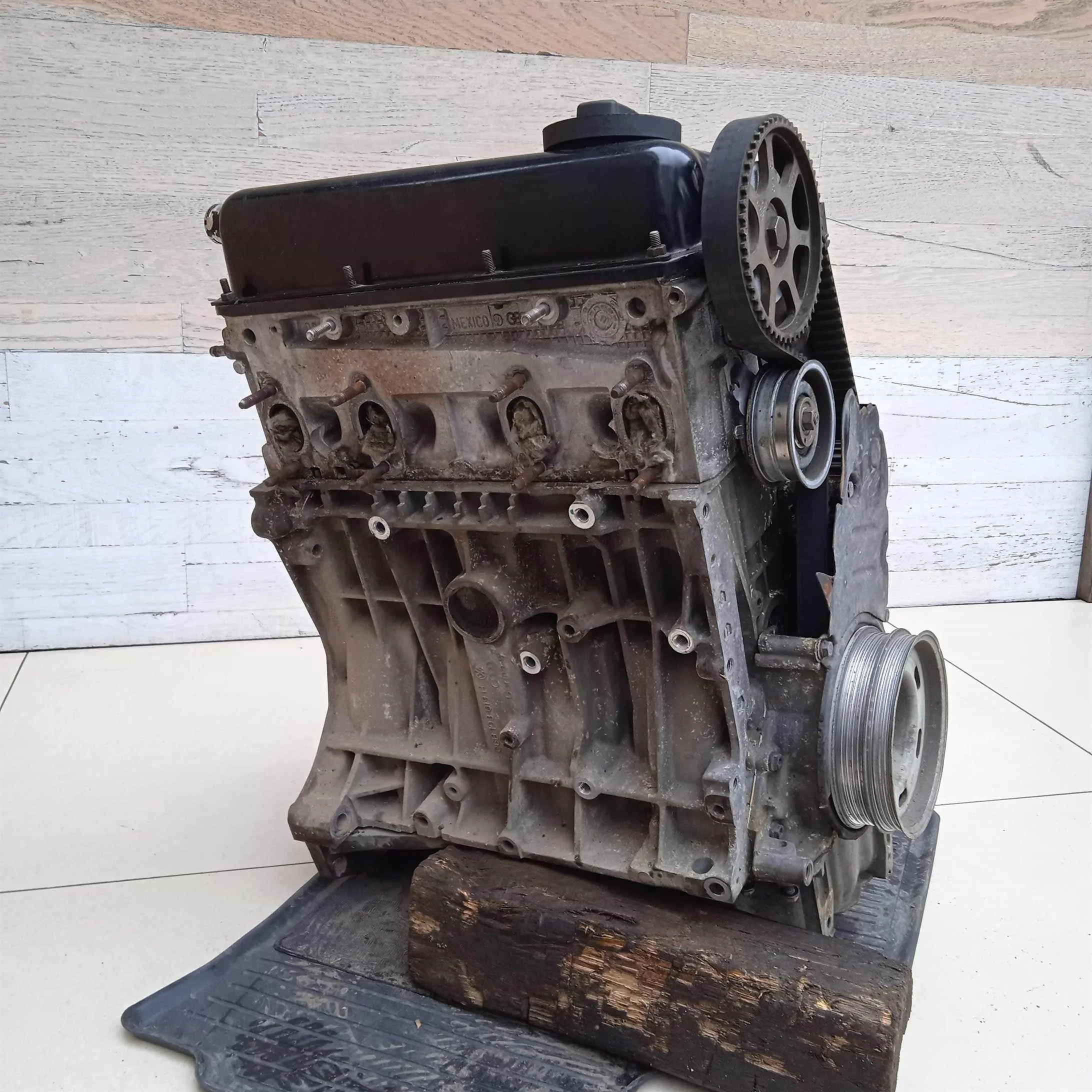 Двигатель 1.6i ARM Audi A4 B5 рест    (арт. 65207)