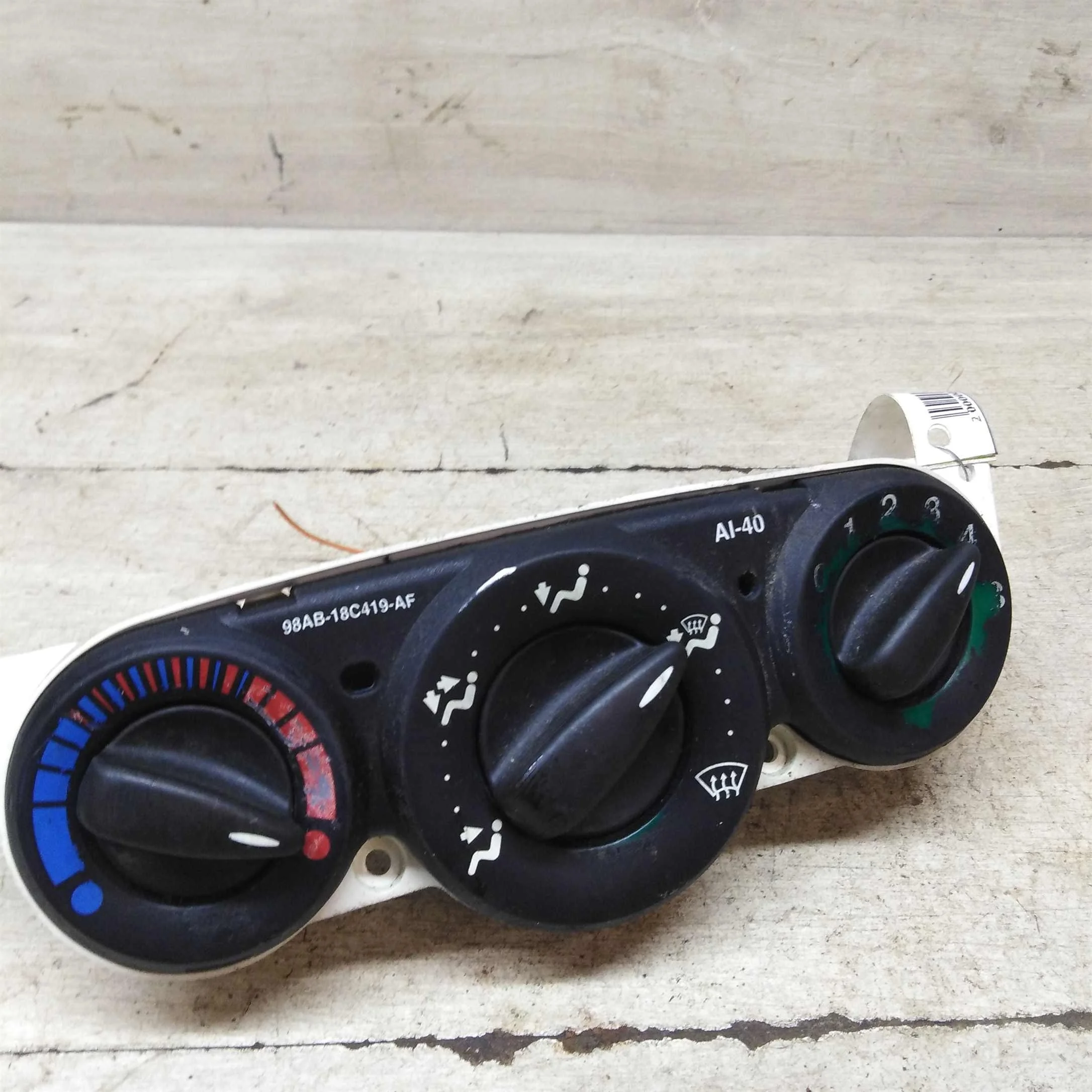 Блок управления печкой Ford Focus 1 (арт. 67044)