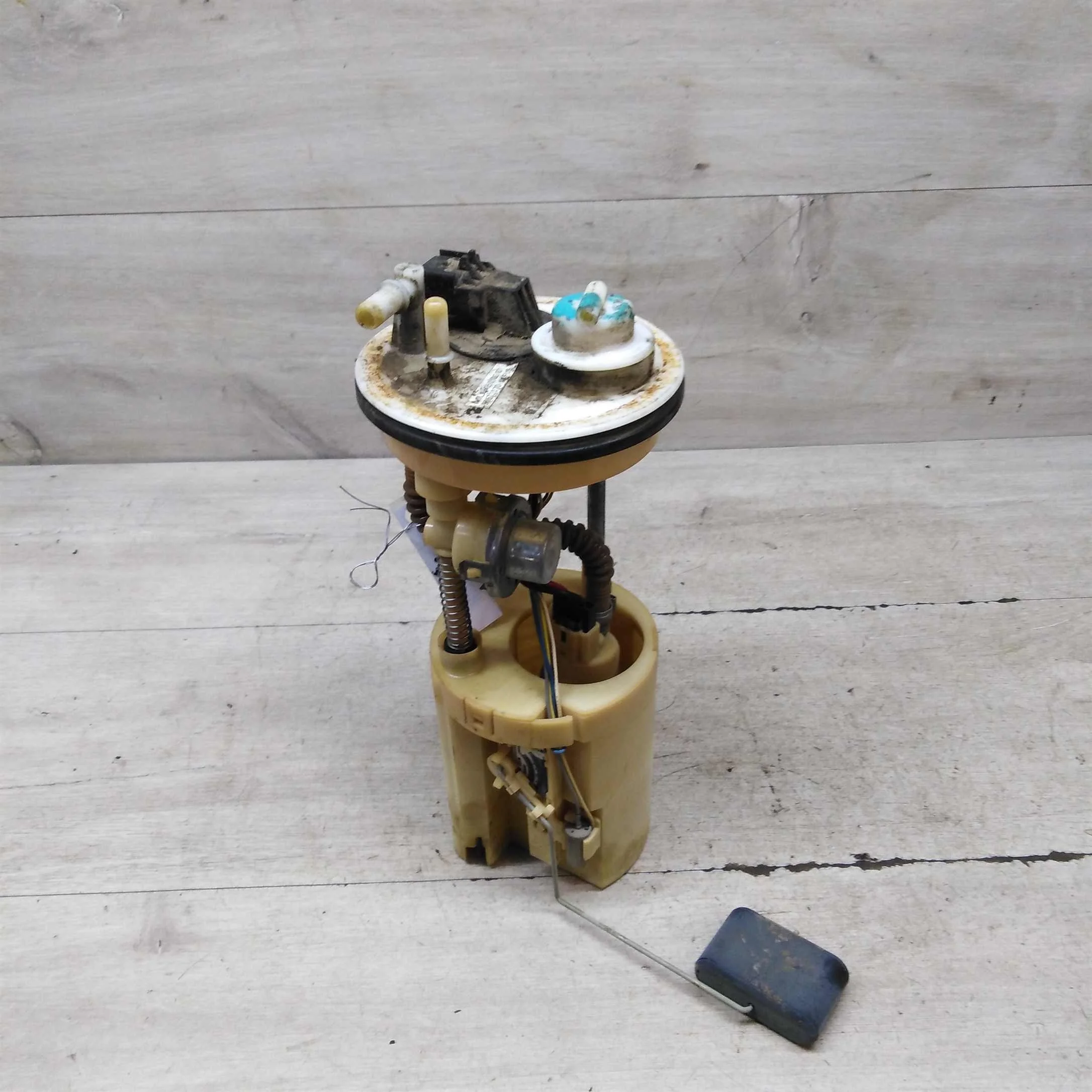 Насос топливный Daewoo Matiz 0.8 до рест  (арт. 70893)