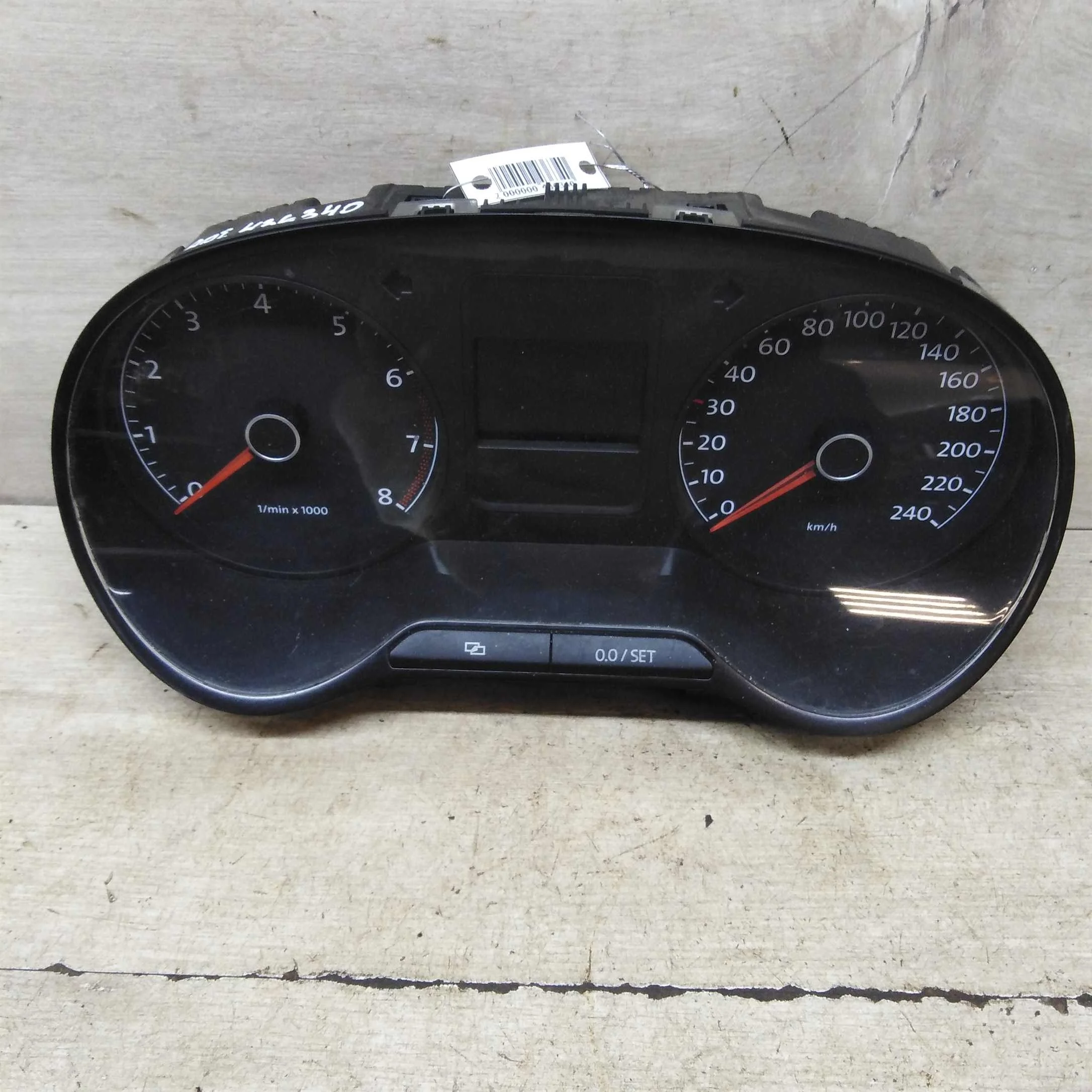 Панель приборов щиток Volkswagen Polo V Sedan  (арт. 71485)