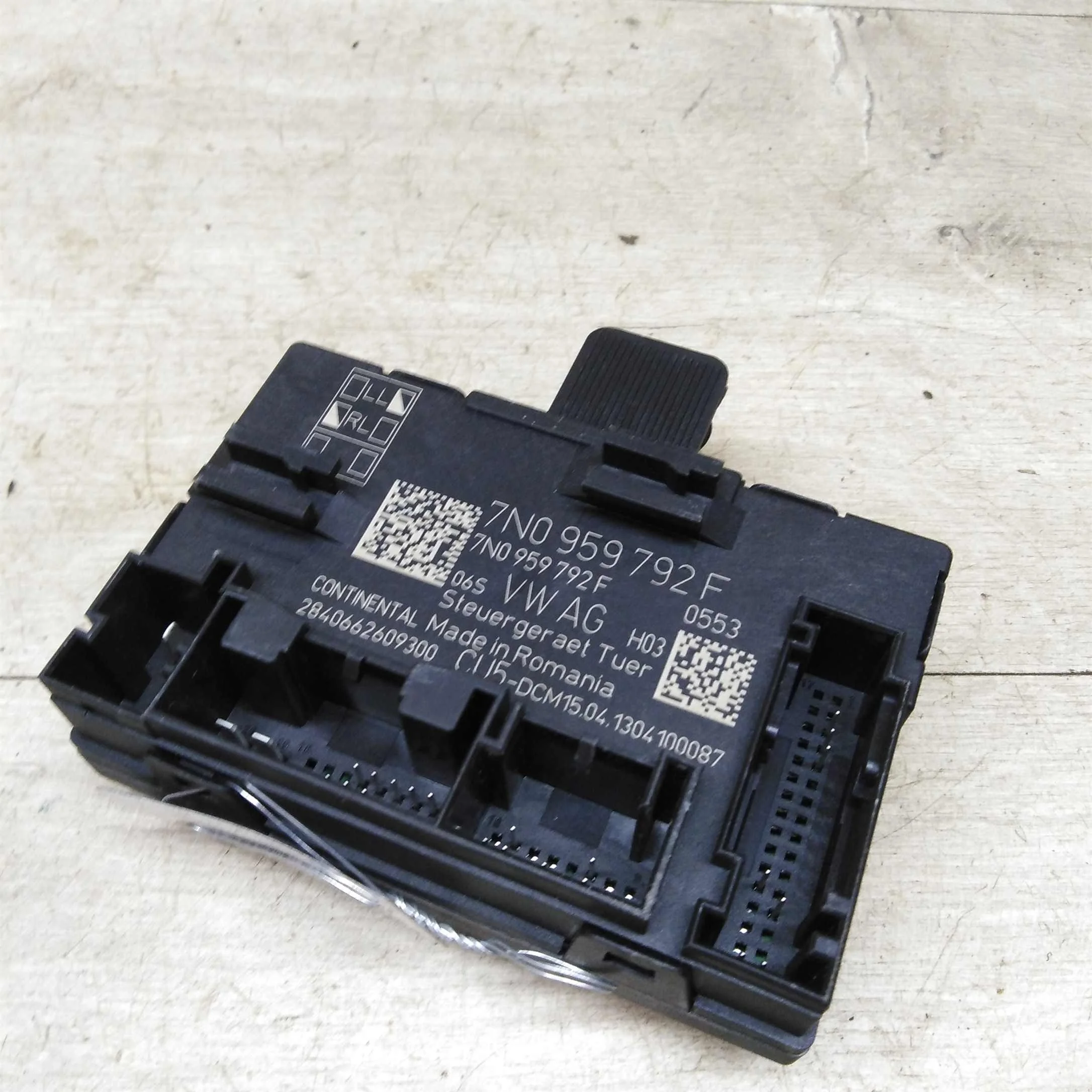 Блок комфорта передний правый Skoda Yeti I  (арт. 75504)