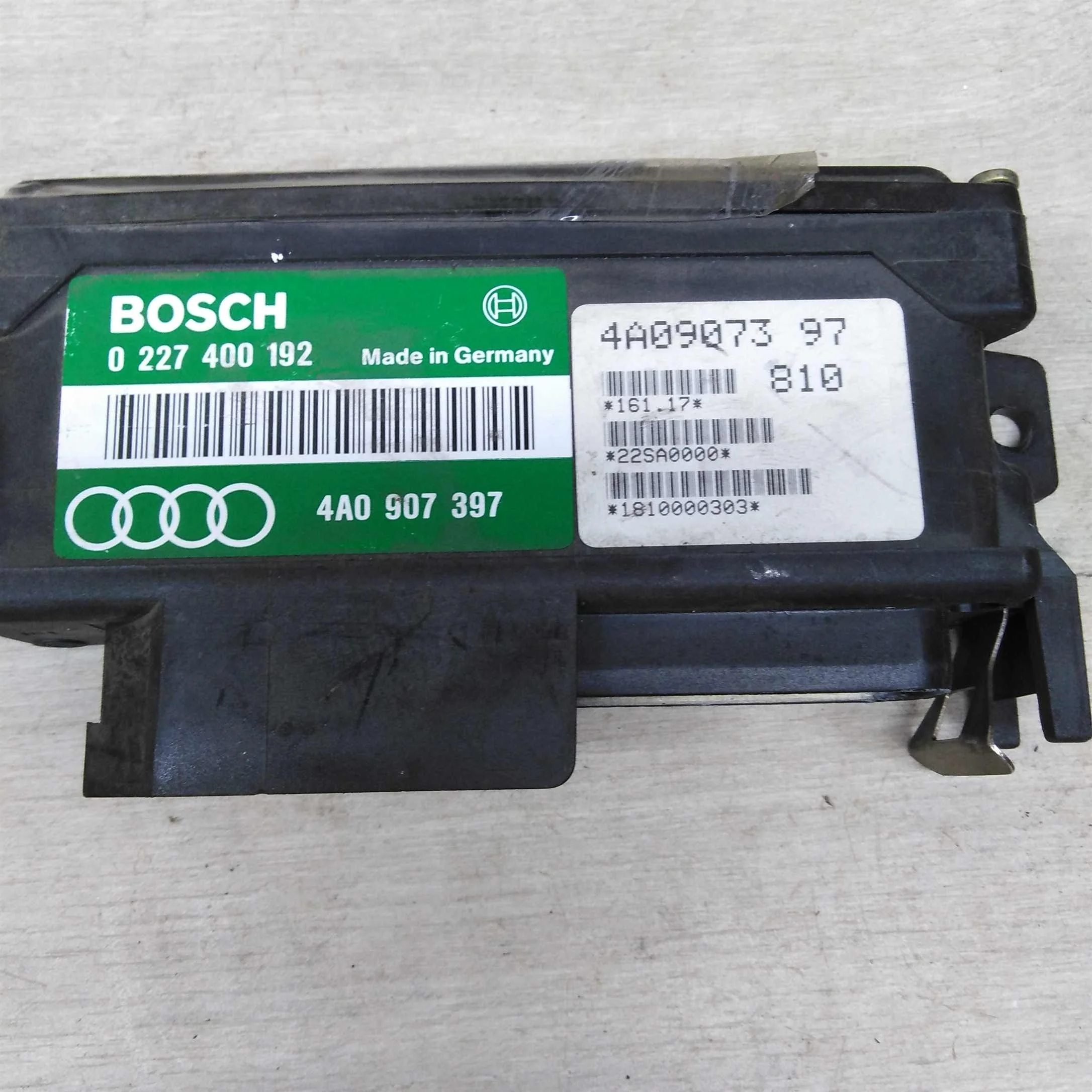 Блок управления двигателем Audi 100 C4 (арт. 75757)