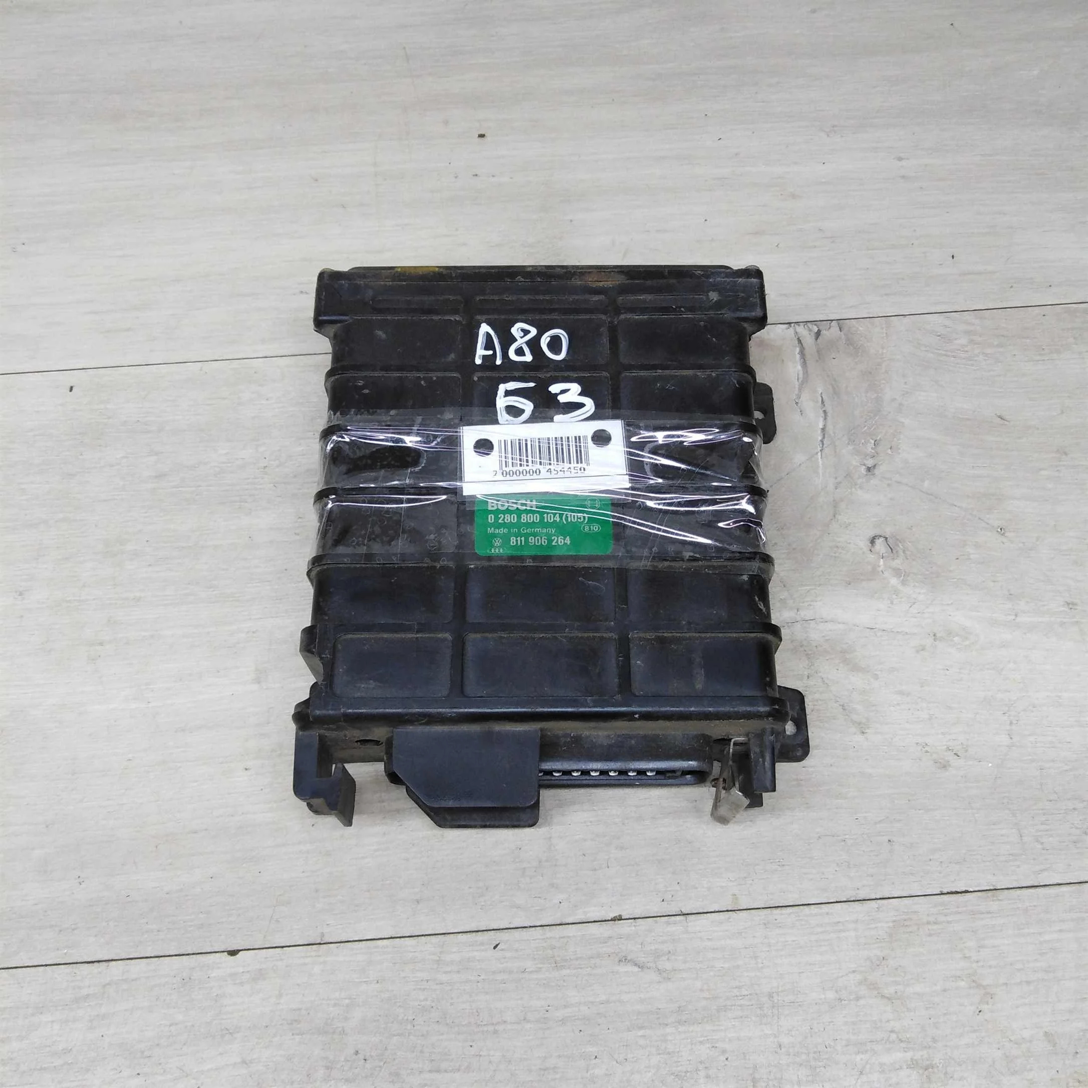 Блок управления двигателем Audi 80 B3 0280800104 811906264  (арт. 76754)