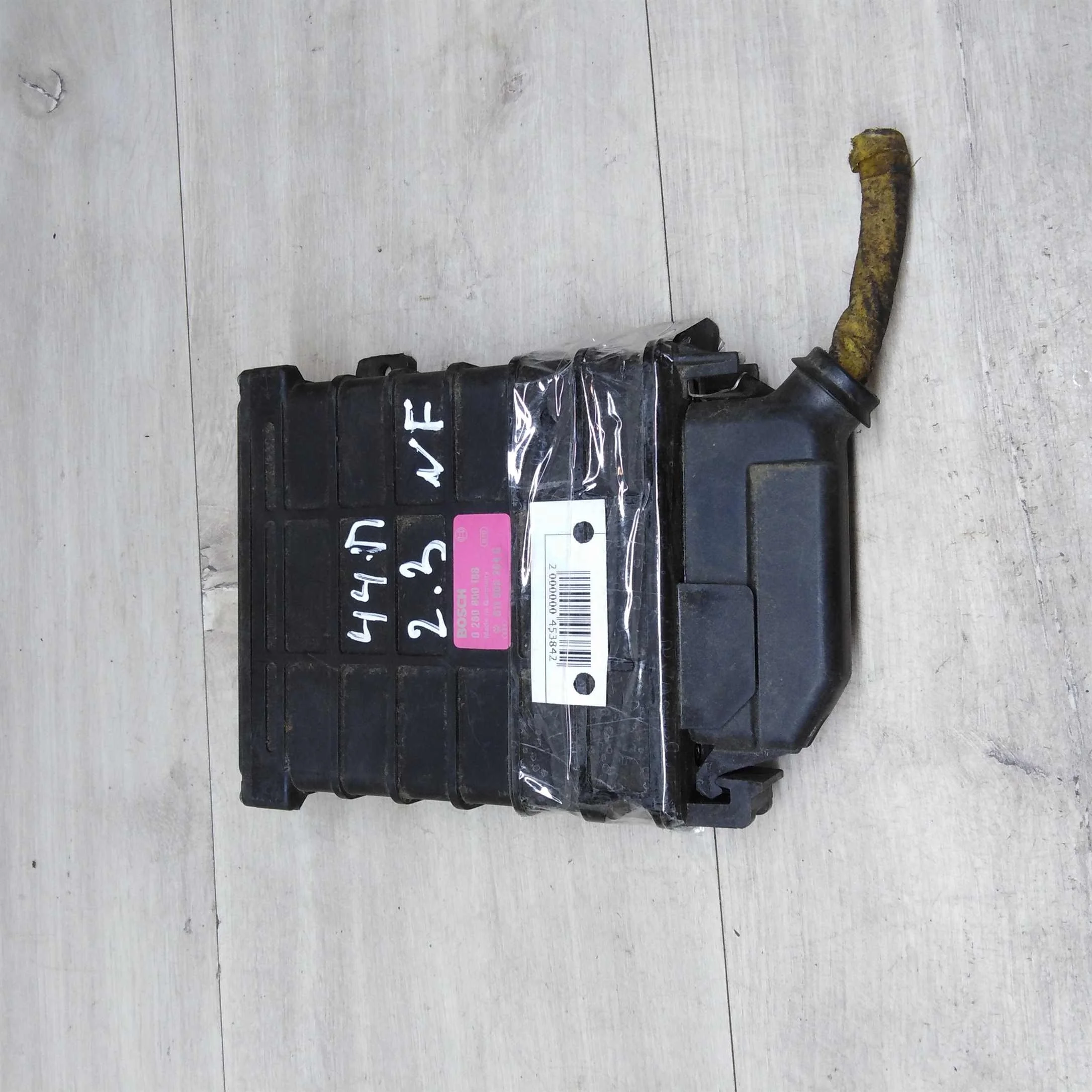 Блок управления двигателем Audi 100 C3 0280800188 811906264 (арт. 76858)