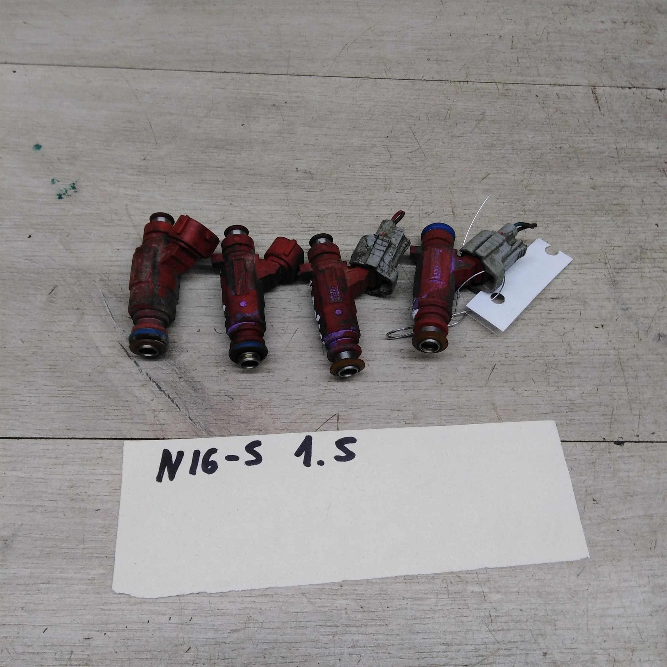 Форсунка топливная Nissan Almera II N16 (арт. 77677)