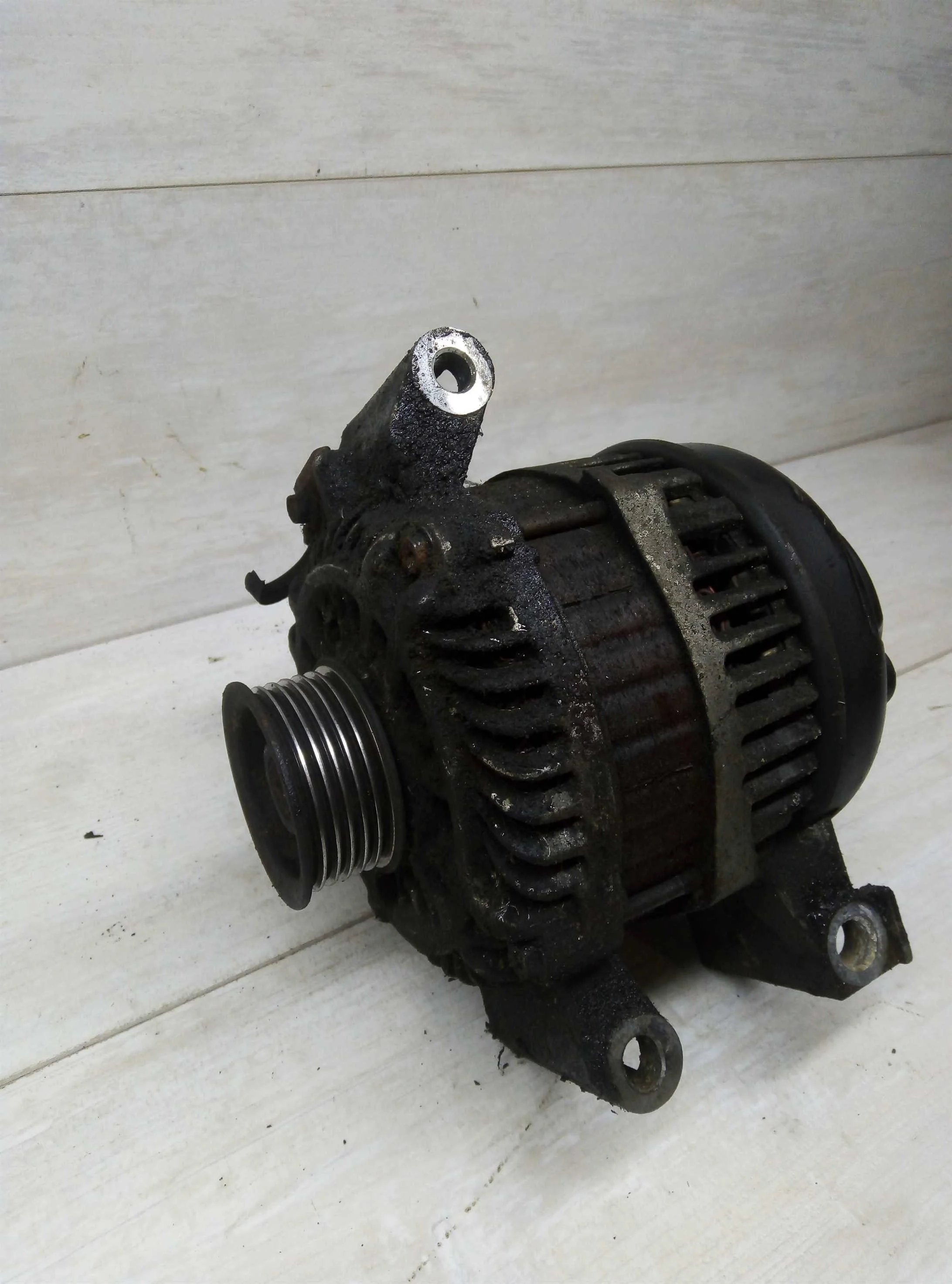 Генератор 100 ампер Mazda 6 GG  (арт. 79539)