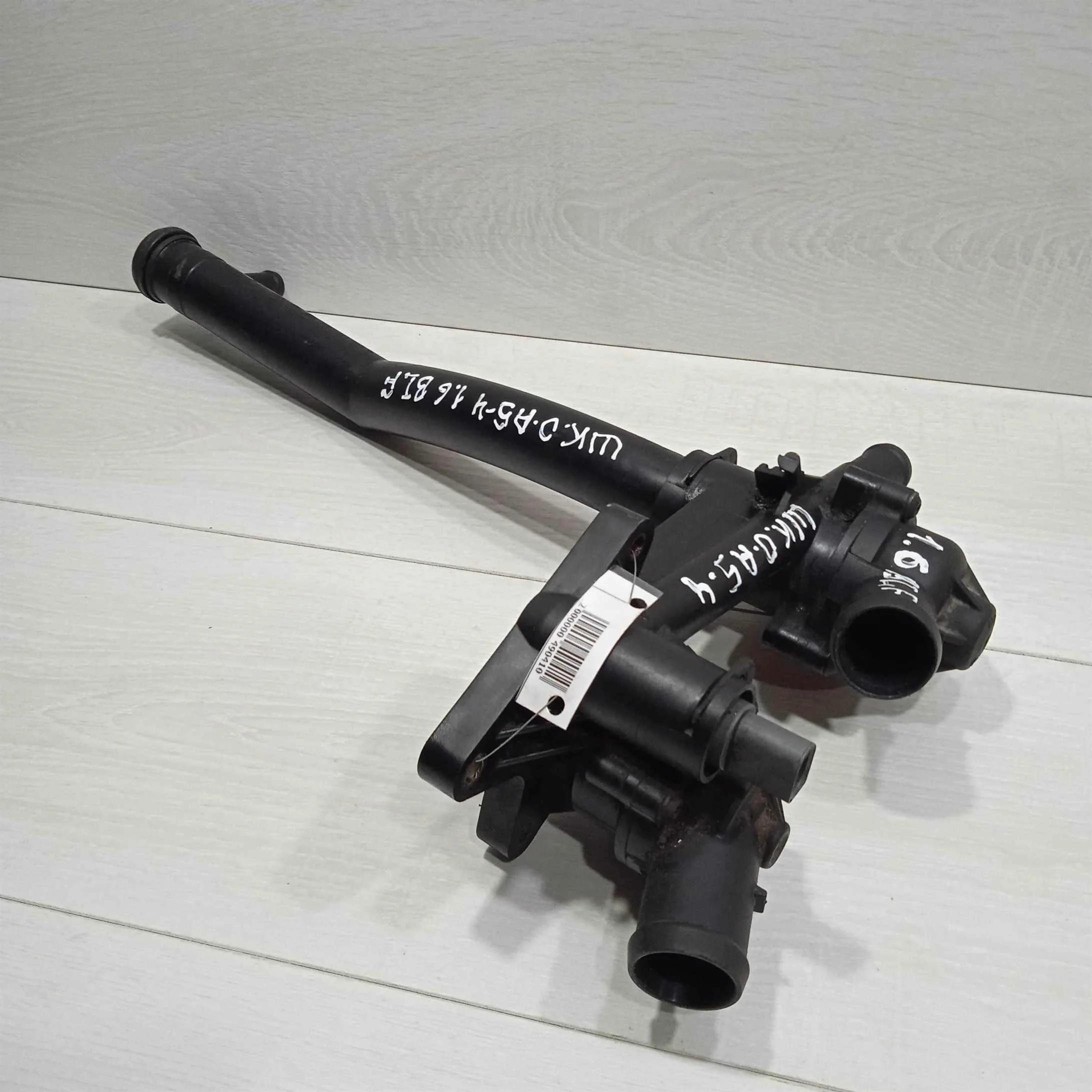 Корпус термостата Skoda Octavia II A5 1.6i BLF (арт. 79721)