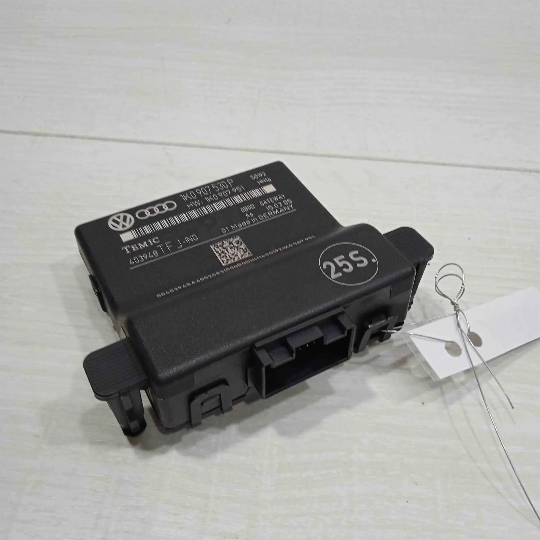 Блок электронный Skoda Octavia II A5 (арт. 80100)