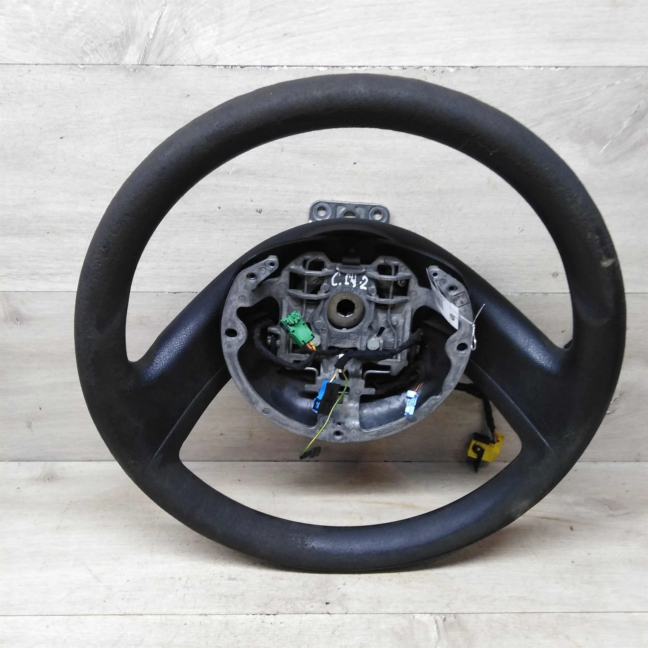 Руль Citroen C4 I потёртости (арт. 80116)