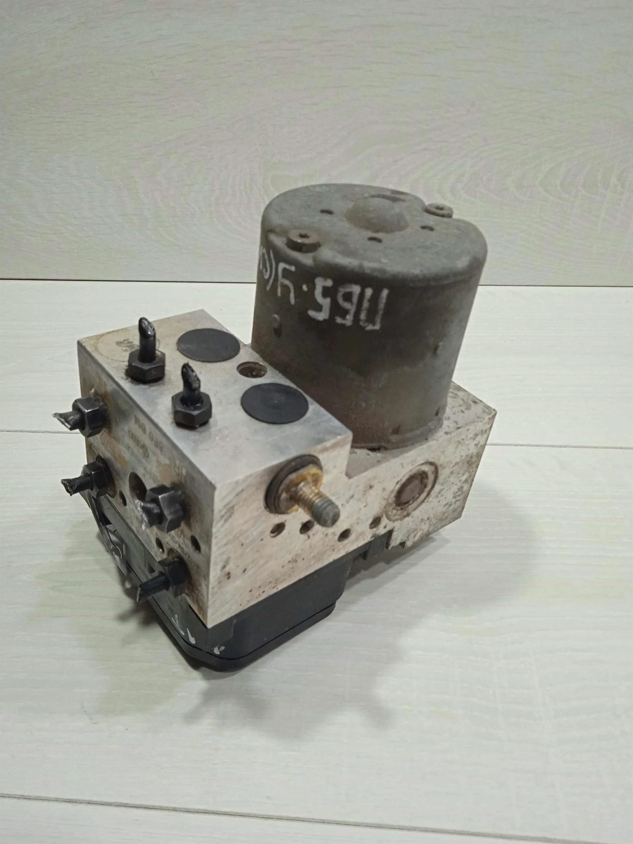 Блок ABS Volkswagen Passat B5 8e0614111t (арт. 80248)