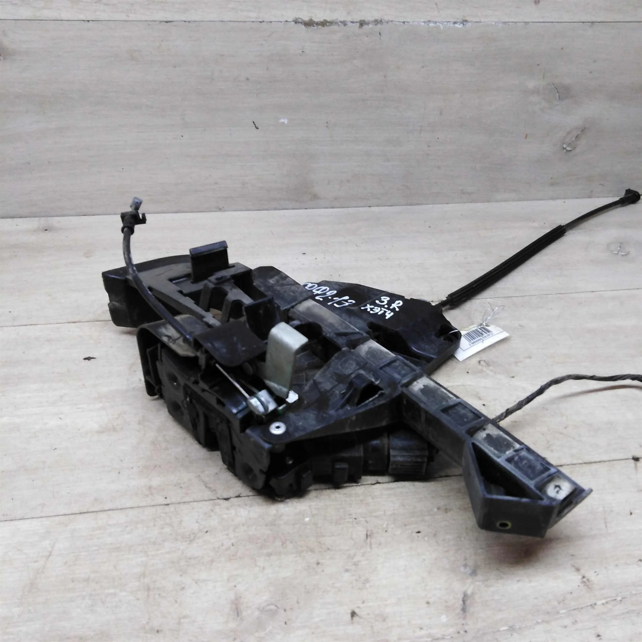 Замок двери задний правый Ford Focus 2 (арт. 82610)