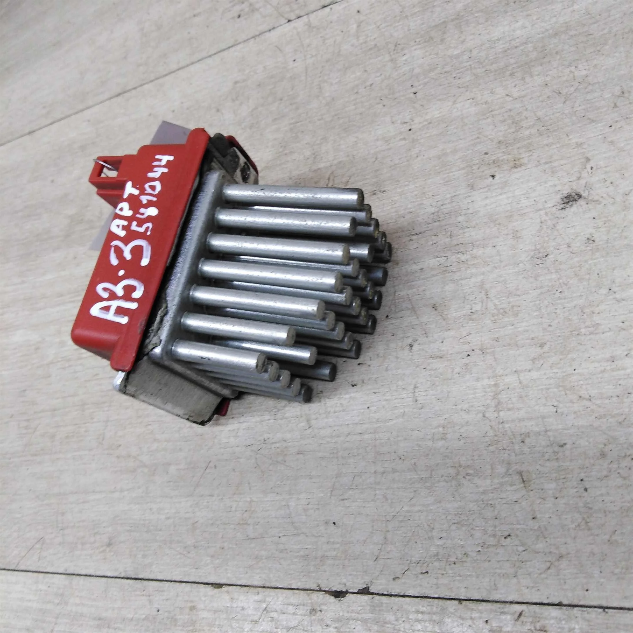 Сопротивление печки резистор Audi A3 8L Volkswagen Golf 4 Volkswagen Bora (арт. 83396)