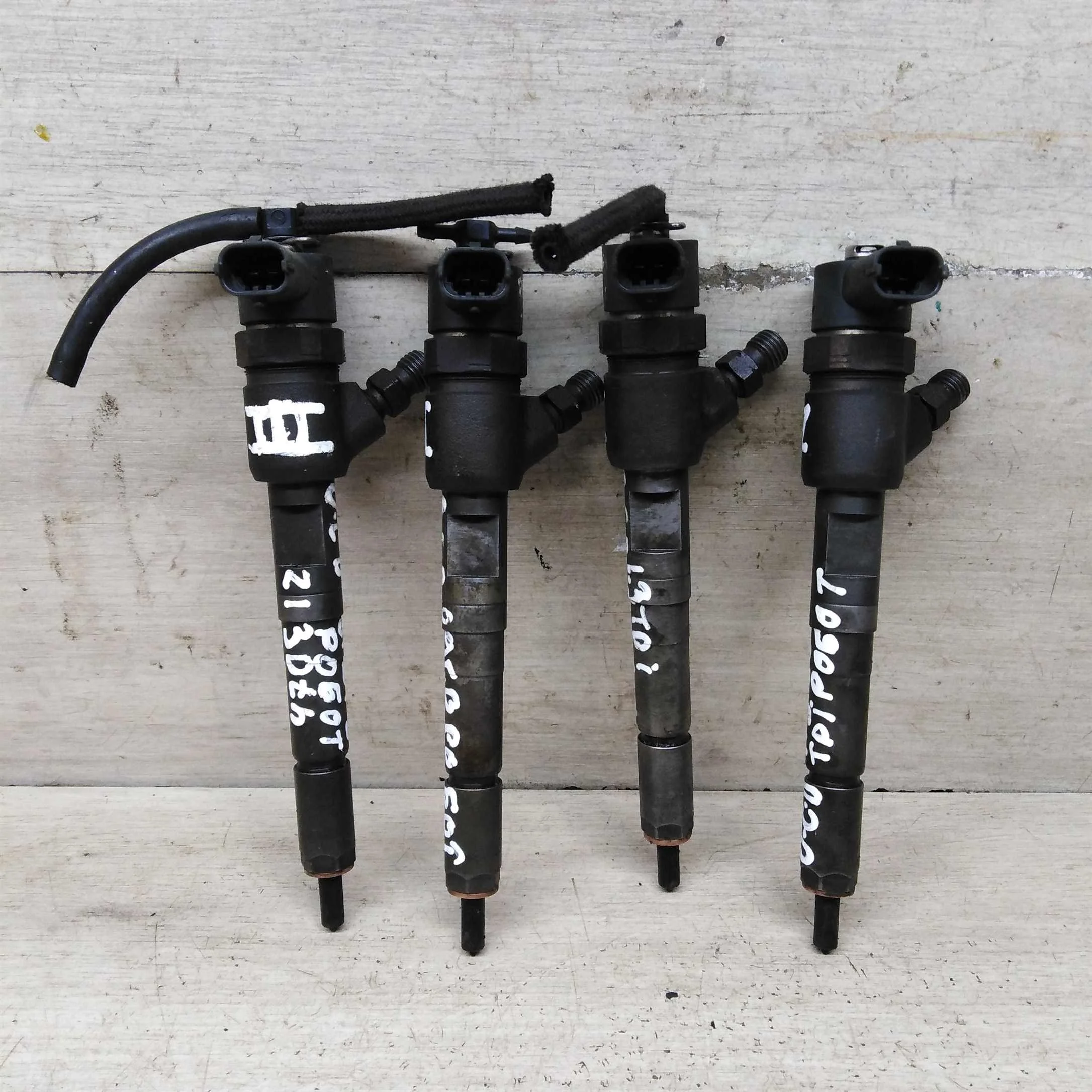 Форсунка топливная Opel Corsa D z13dth  (арт. 84991)