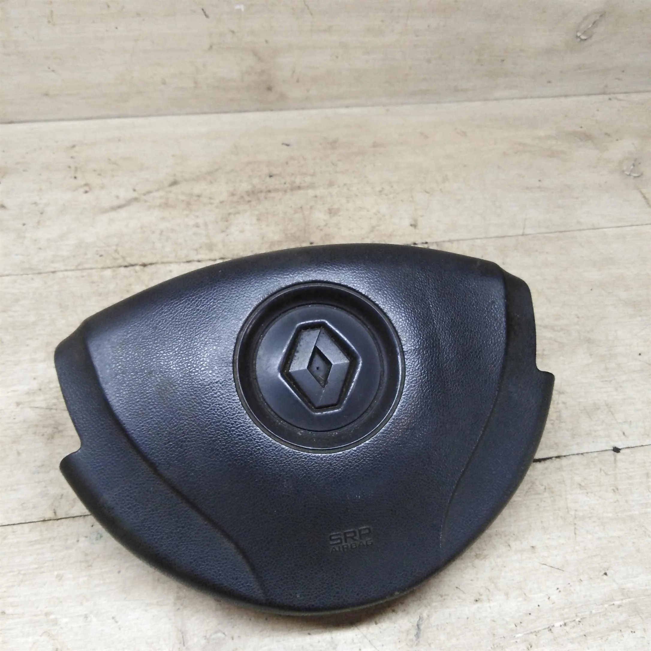 Подушка безопасности AirBag в руль Renault logan I  (арт. 87182)