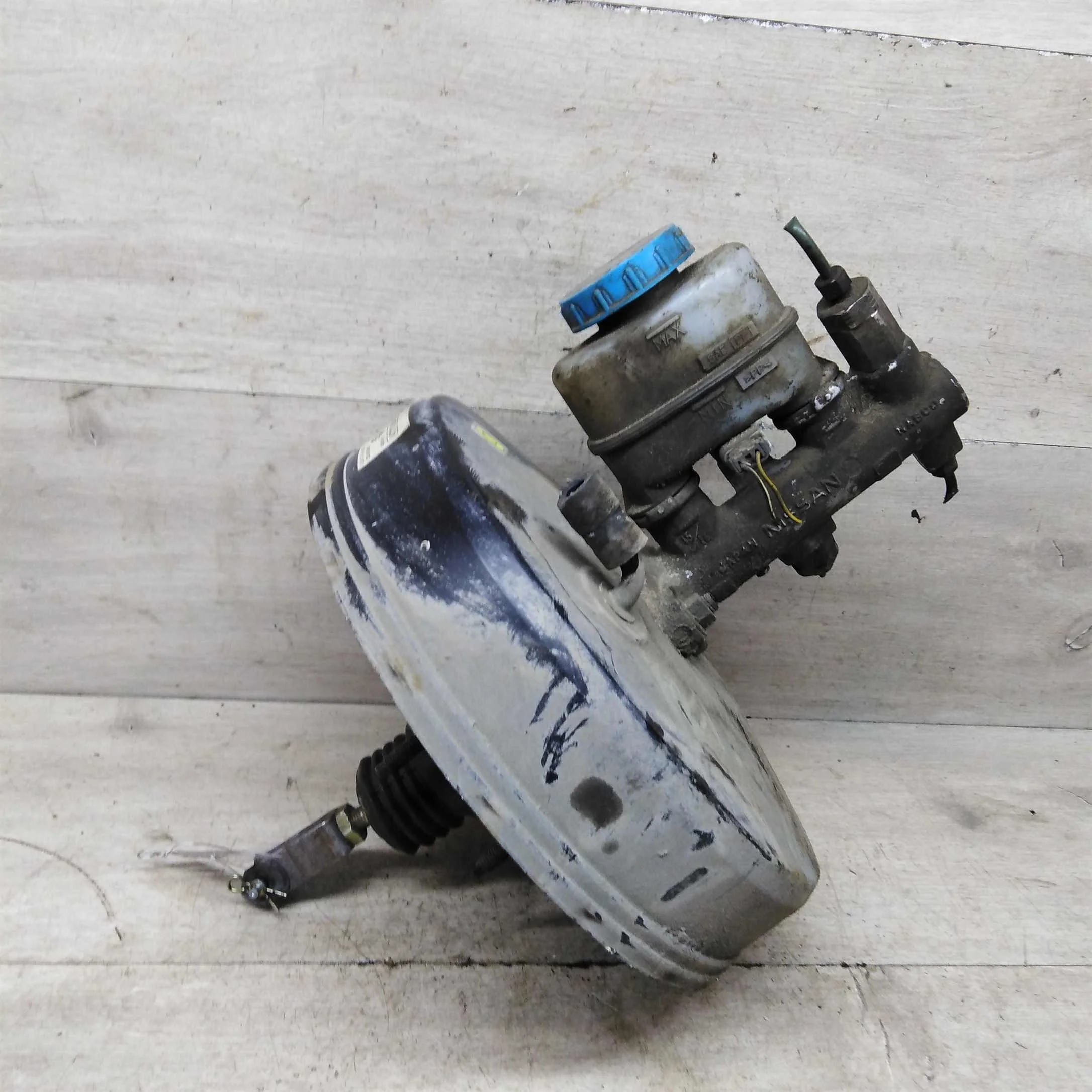 Вакуумный усилитель тормозов Nissan Almera N16 (арт. 87188)