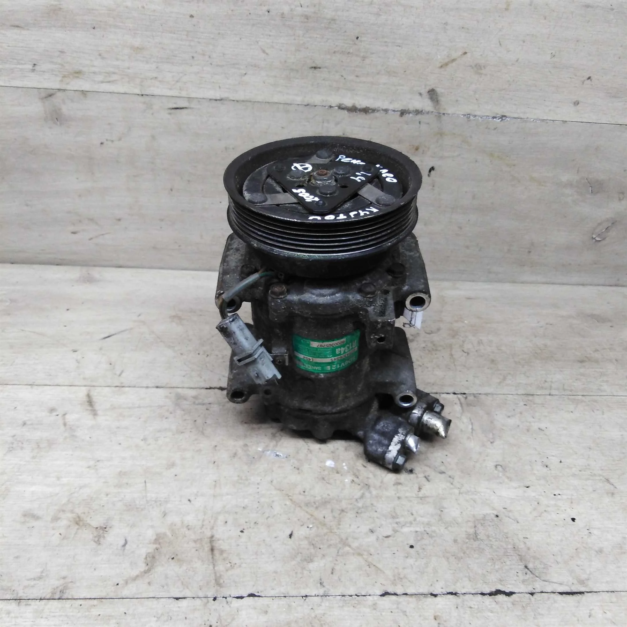 Компрессор кондиционера Renault Clio (арт. 89802)