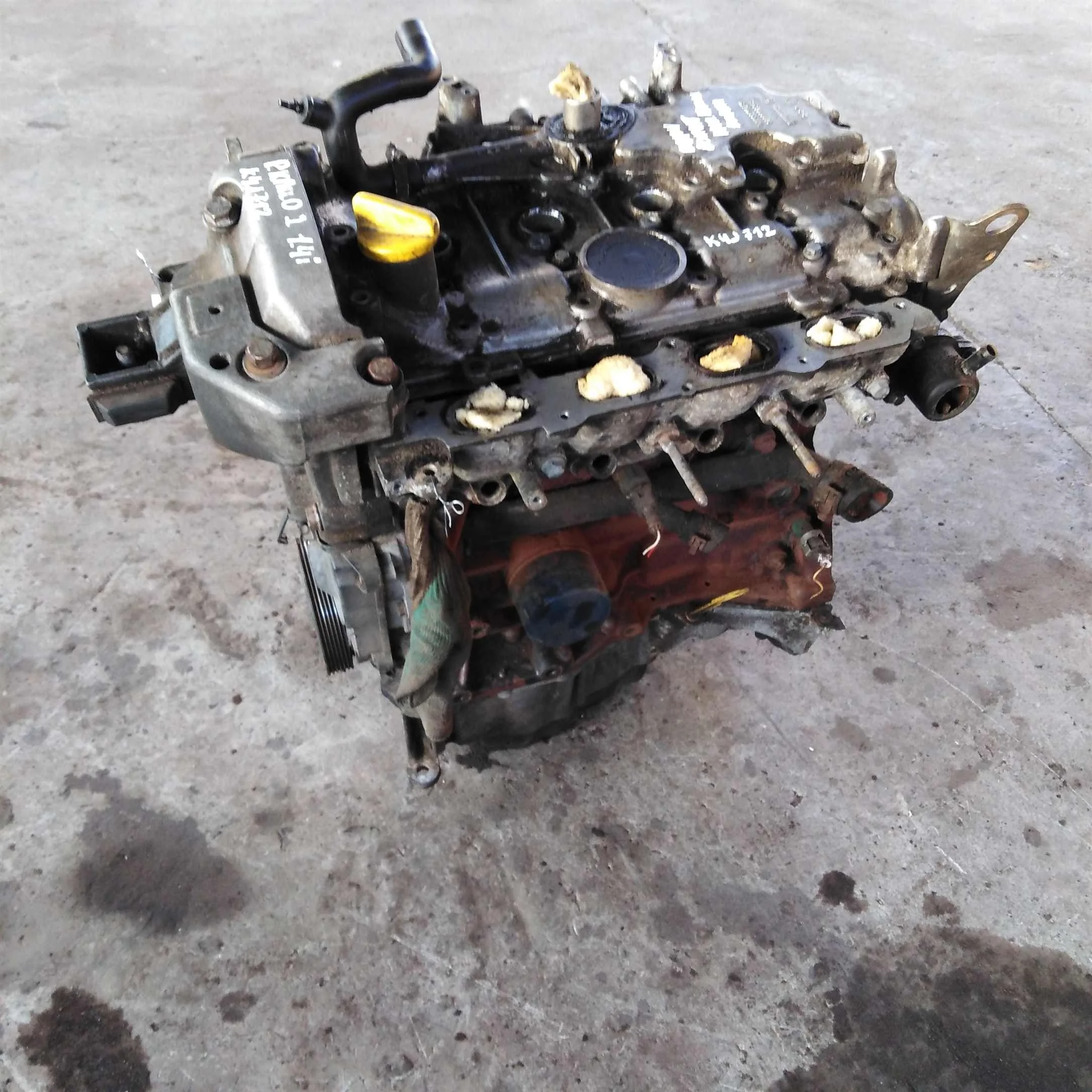 Двигатель 1.4i Renault Clio II Б/Н (арт. 91589)