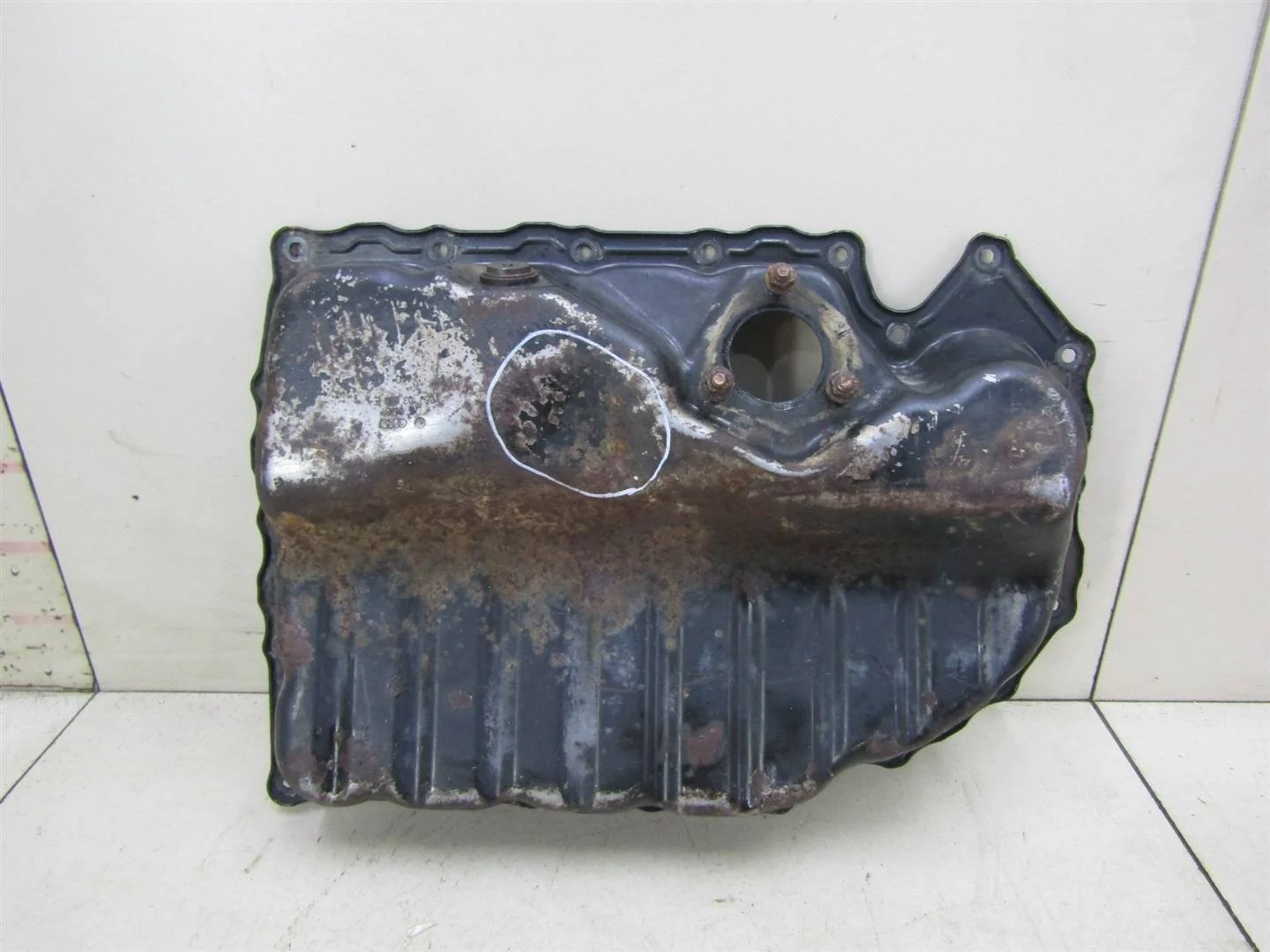 Поддон масляный двигателя Skoda Superb 2008-2015  [06J103600E]  1.8 CDAB в Вологде