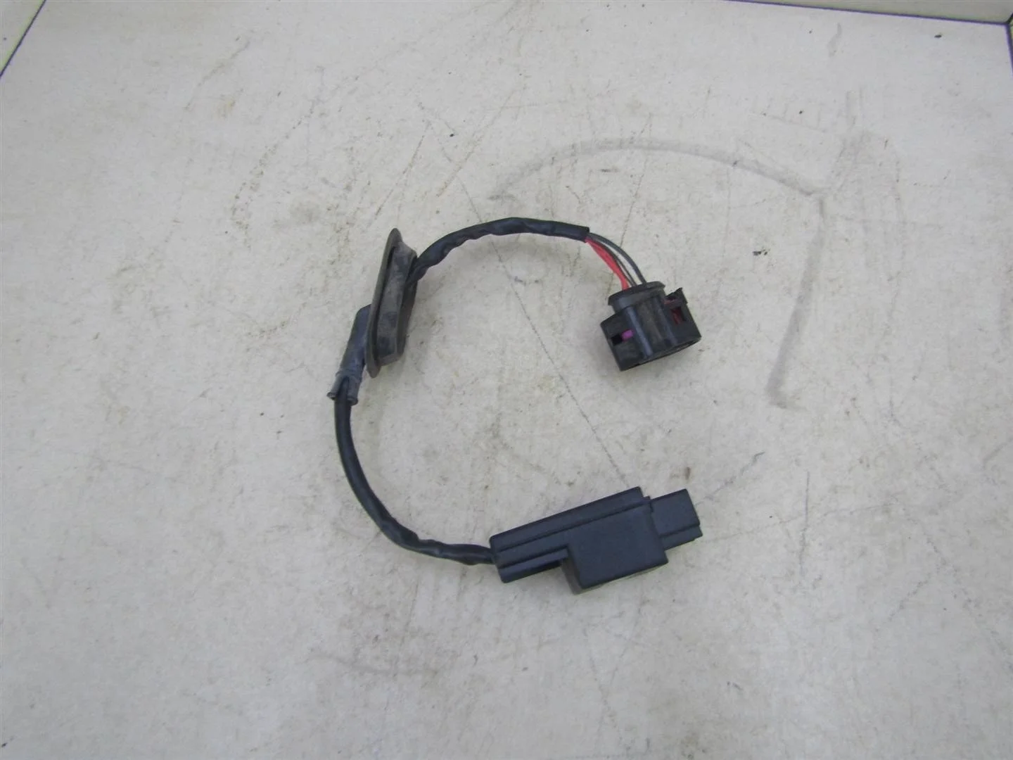 Реле топливного насоса Skoda Superb 2008-2015  [1K0906093G]  1.8 CDAB в Вологде
