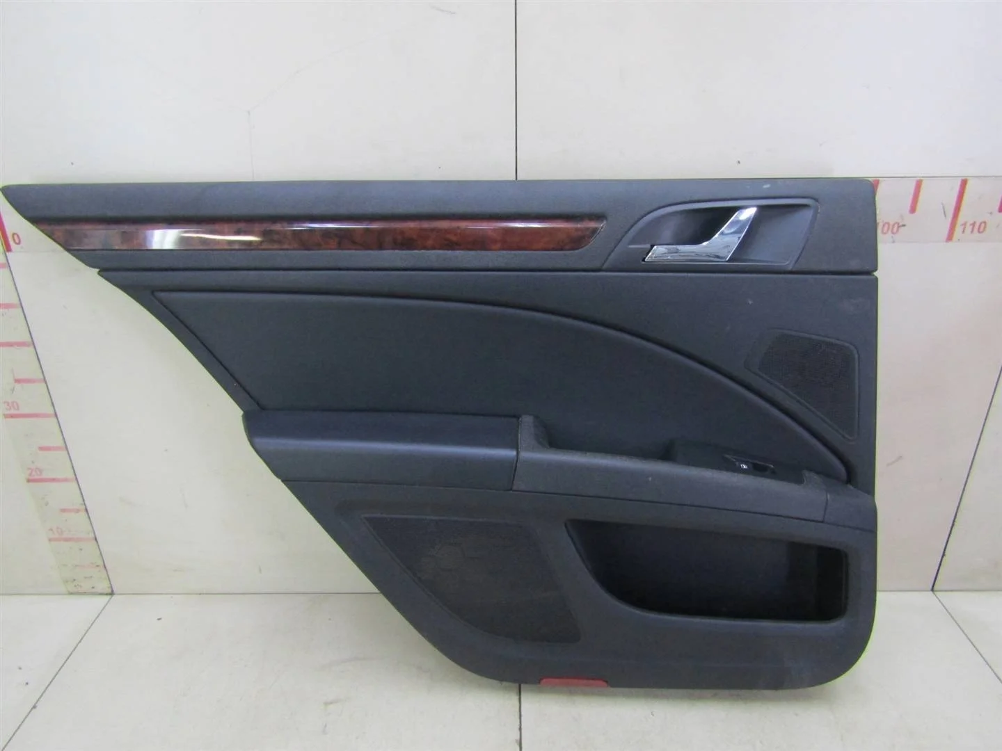 Обшивка двери задней левой Skoda Superb 2008-2015  [3T0867211C]  1.8 CDAB в Вологде