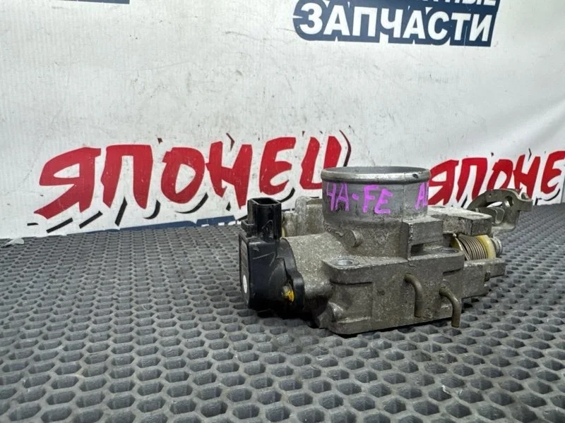 Дроссельная заслонка Toyota Corolla 2221015070 AE114 4A-FE