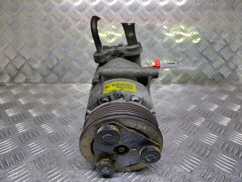 Компрессор кондиционера Ford Focus 2