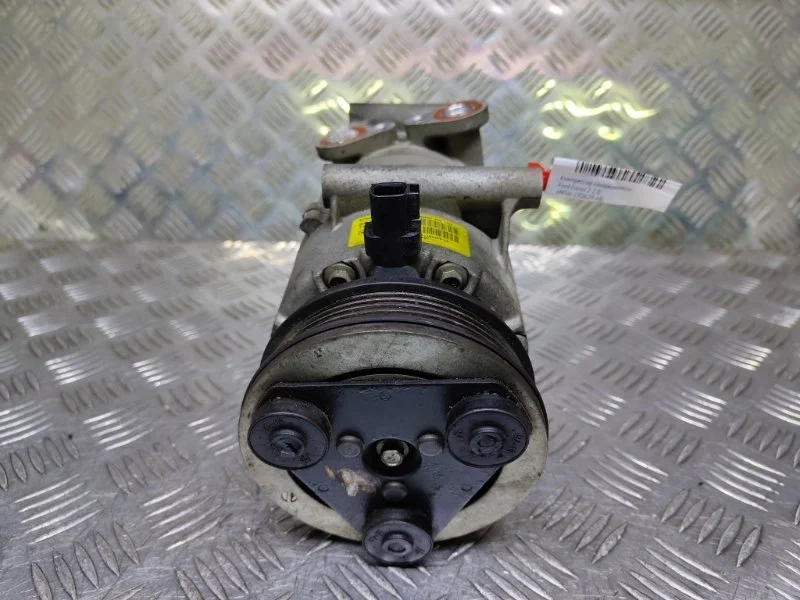 Компрессор кондиционера Ford Focus 2