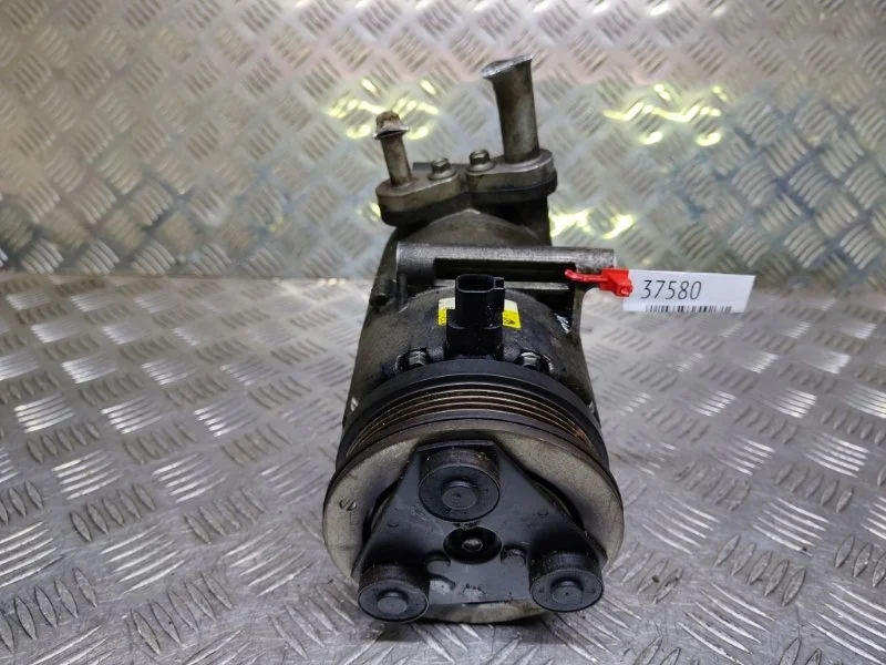 Компрессор кондиционера Ford Focus 2