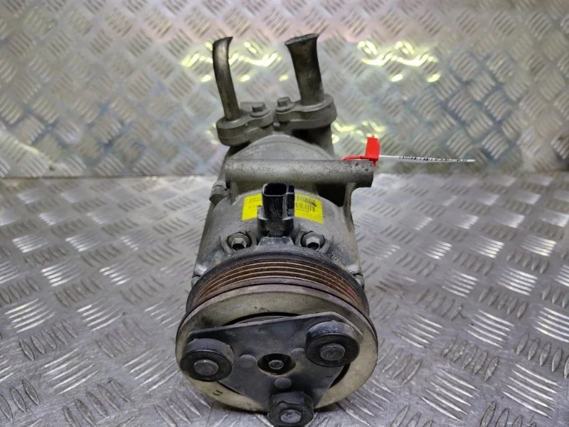 Компрессор кондиционера Ford Focus 2