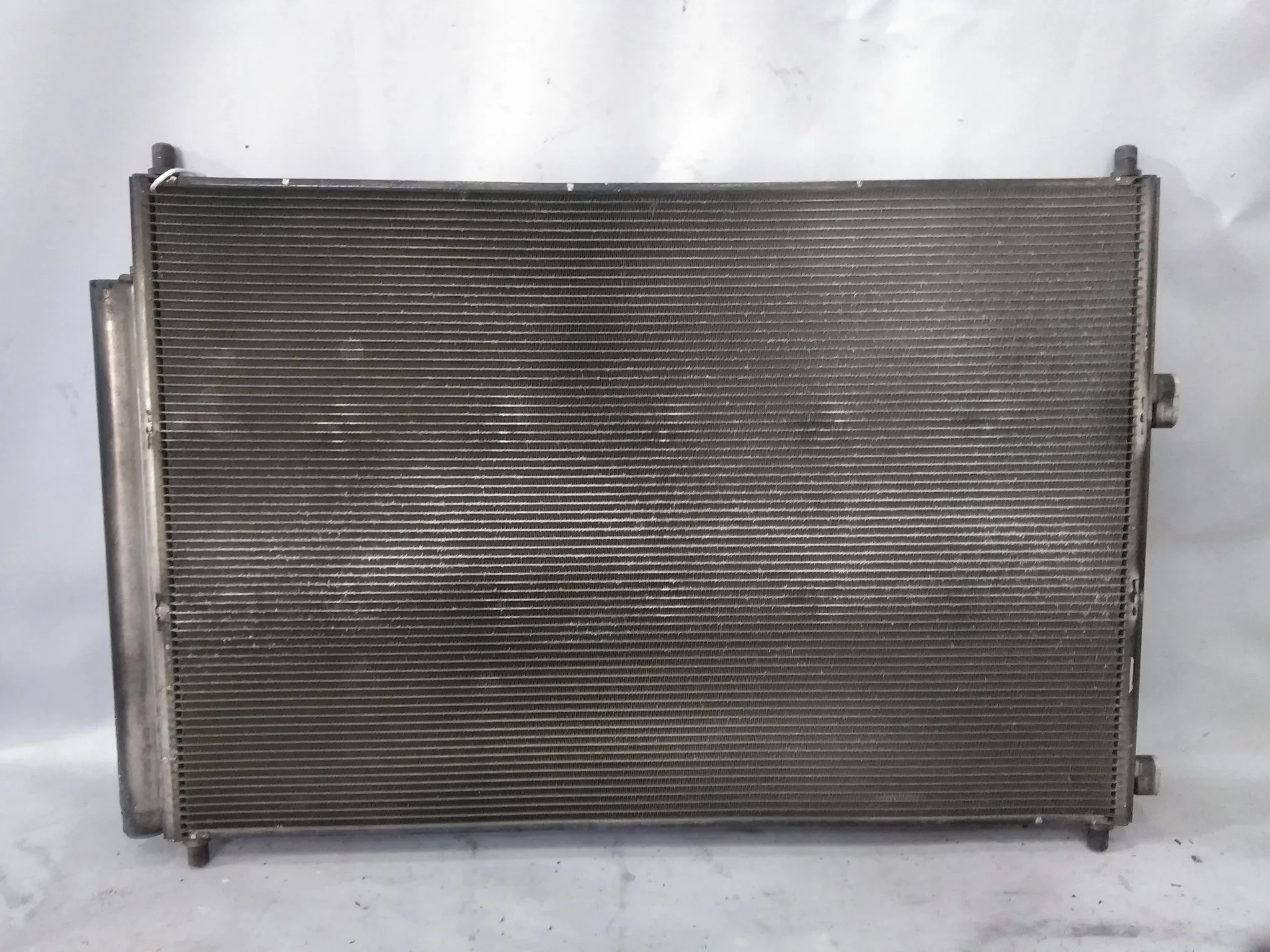РАДИАТОР КОНДИЦИОНЕРА TOYOTA ALPHARD VELLFIRE ANH20W ANH25W GGH20W GGH25W 2AZ-FE 2GR-FE 8846058011 VB187