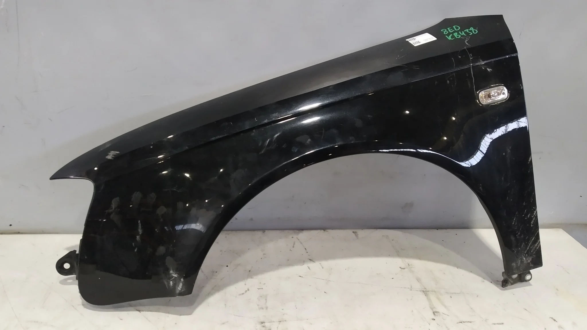 КРЫЛО AUDI A4 8EC 8ED B7 8E0821105F ПЕРЕДНЕЕ ЛЕВОЕ черный, LZ9Y KB438