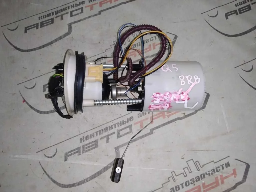 БЕНЗОНАСОС КОРПУС БЕНЗОНАСОСА В СБОРЕ AUDI Q5 8RB 2WD 4WD 1 ШТУЦЕР 1 ФИШКА 5 КОНТАКТОВ 8R0919051C