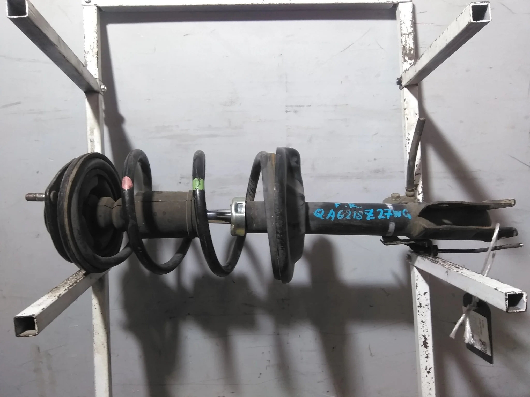 СТОЙКА ХОДОВКИ MITSUBISHI COLT COLT PLUS Z21A Z21W Z22A... Z23W Z24A Z24W Z25A Z26A Z27A Z27AG Z27W Z27WG Z28A ПЕРЕДНЯЯ ПРАВАЯ ЛЕВАЯ MR594045 2WD 4WD КОМПЛЕКТ 2 ШТ. QA6218