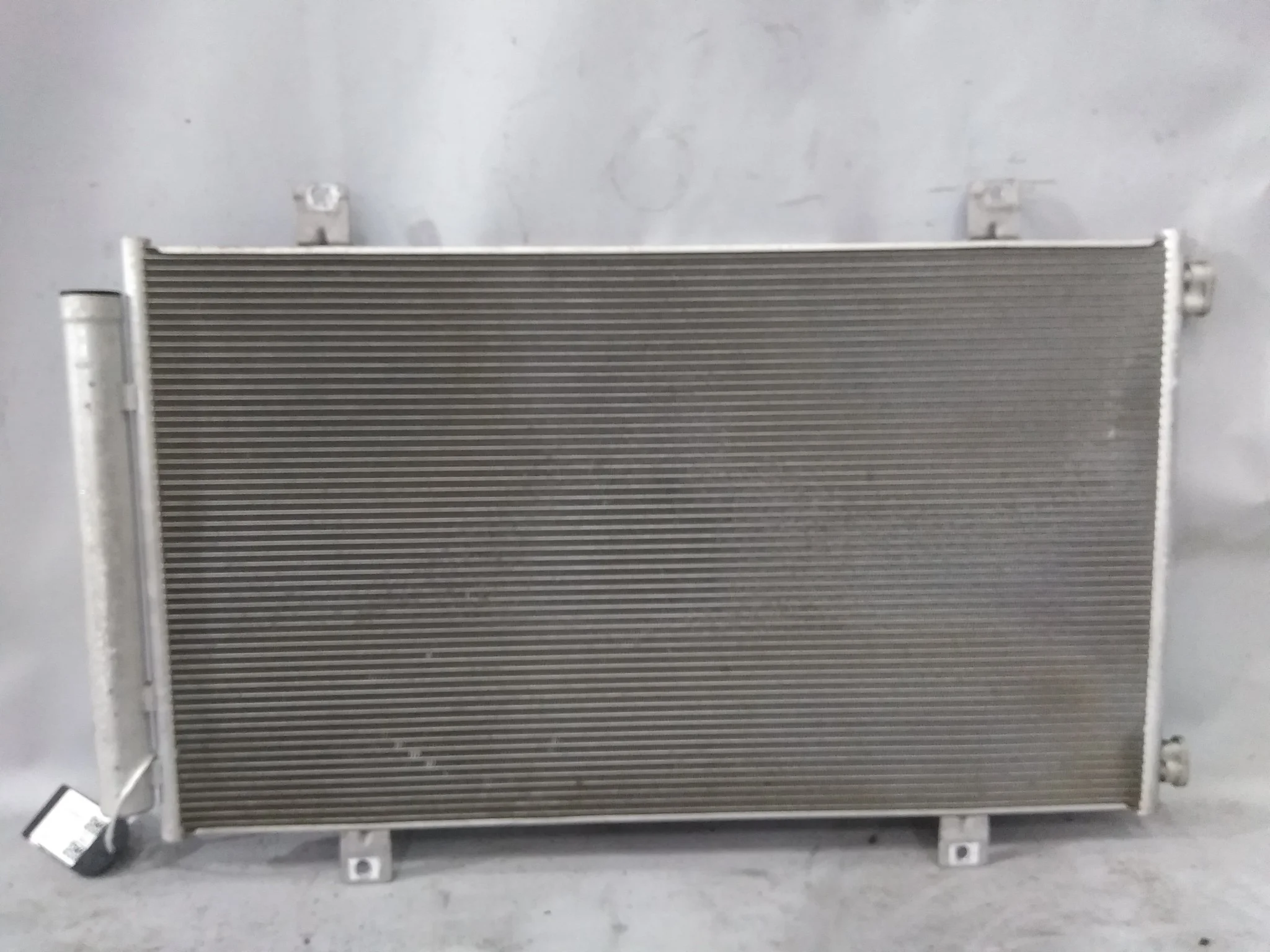 РАДИАТОР КОНДИЦИОНЕРА SUZUKI SX4 VITARA JYA JYB LY YA22S YB22S 9531061M10 VB1577