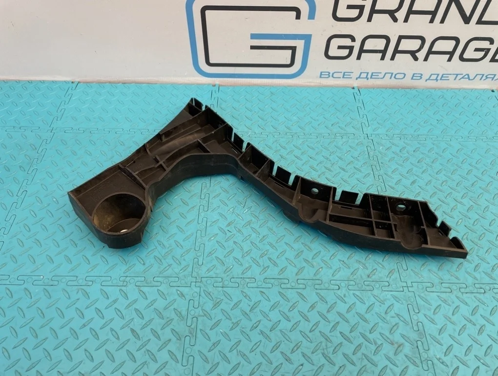 Кронштейн бампера Volvo Xc60 2012 30764697 DZ B4204T7 2.0, задний левый