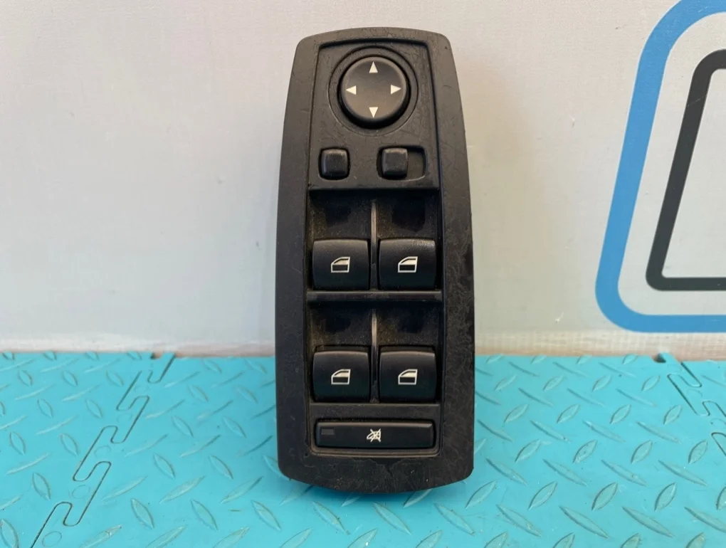 Блок стеклоподъемников Bmw X3 2007 61313414355 E83 N52B25A 2.5, передний правый