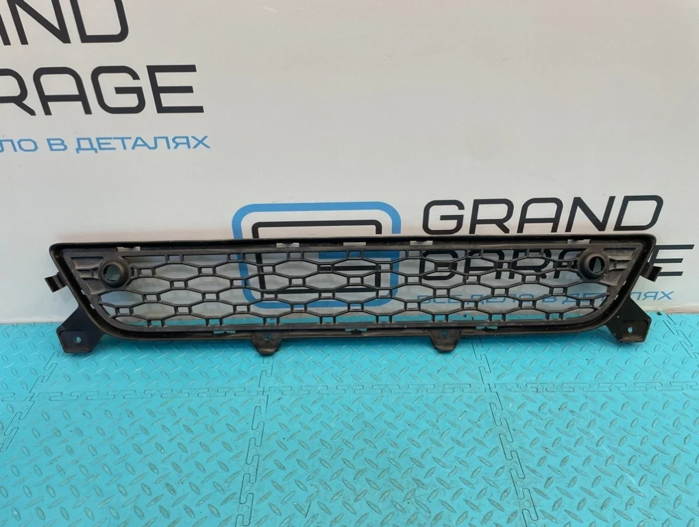 Решетка в бампер Volvo Xc60 2012 31294054 DZ B4204T7 2.0, передняя