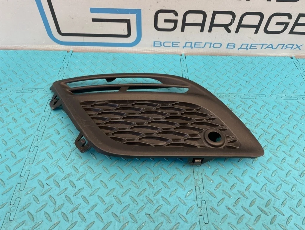 Решетка в бампер Volvo Xc60 2012 31290660 DZ B4204T7 2.0, передняя правая