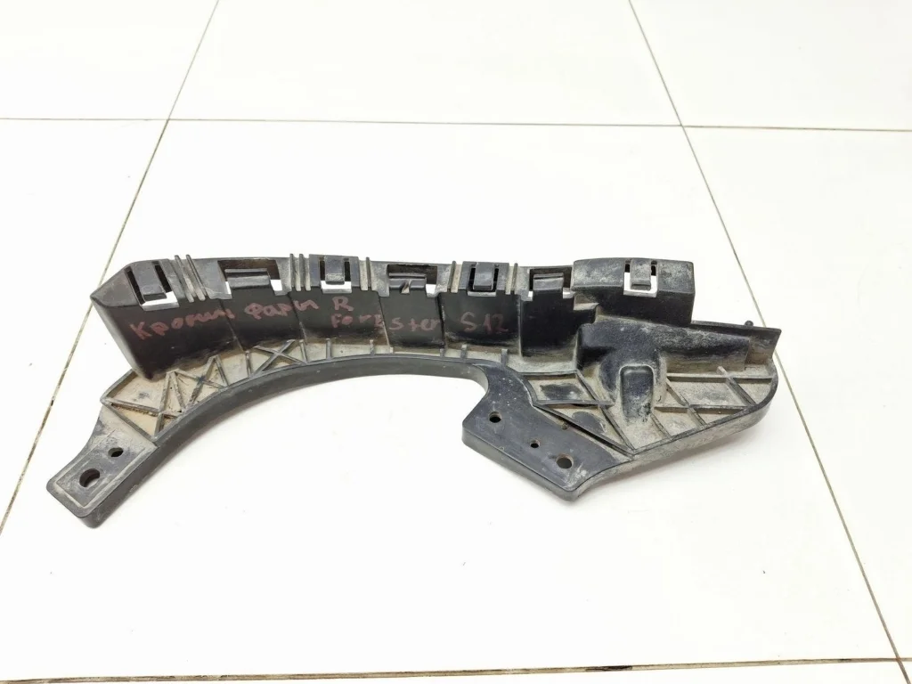 Кронштейн фар левый Subaru Forester (S12/SH)