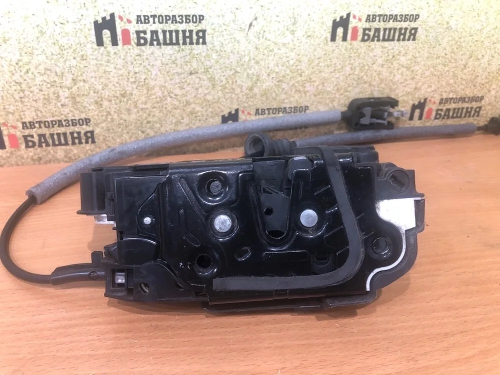 Замок двери Volkswagen Jetta 2014 5K4839016R CAXA, задний правый