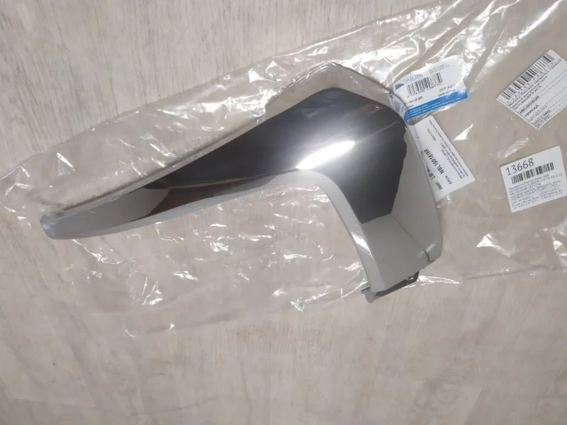 Накладка на бампер Mitsubishi Outlander 3 2012- MBL1601818R GF2W 4B10, передняя правая