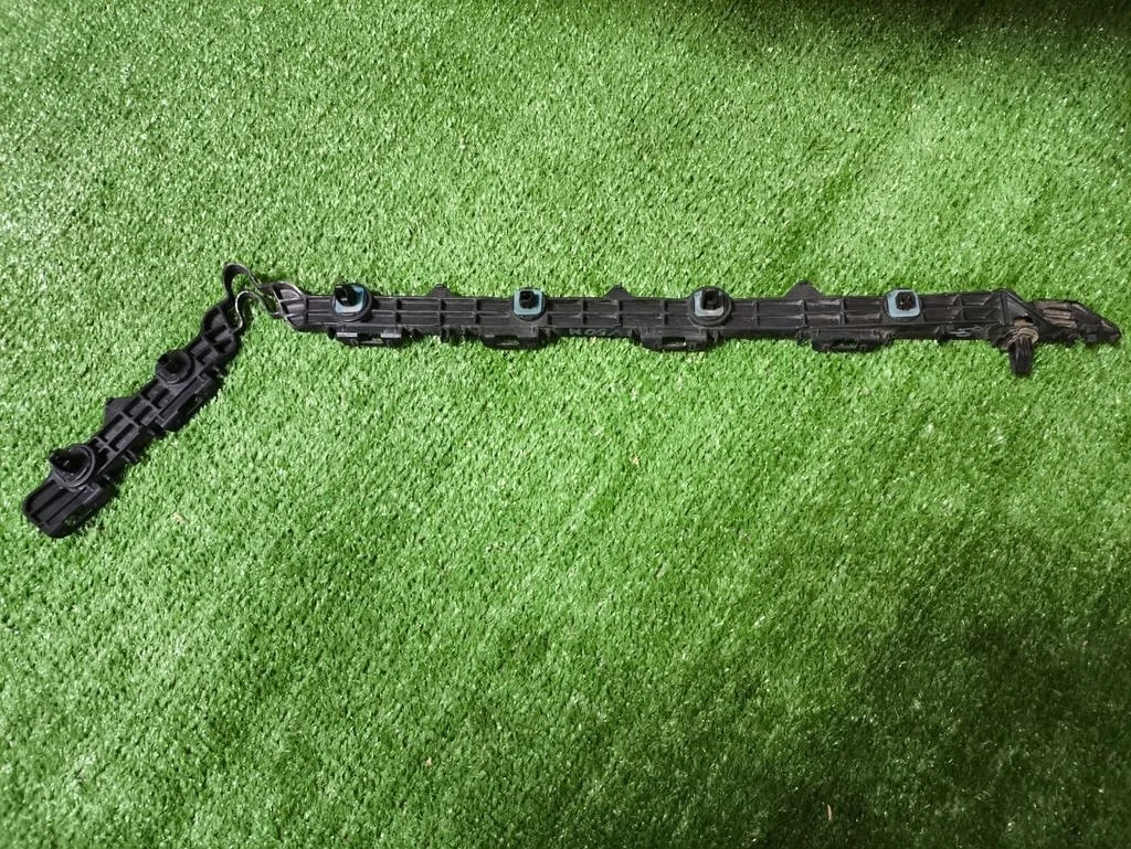 Б.у. крепление бампера зад TOYOTA CAMRY V50 ASV50 TOYOTA CAMRY V50 ASV50