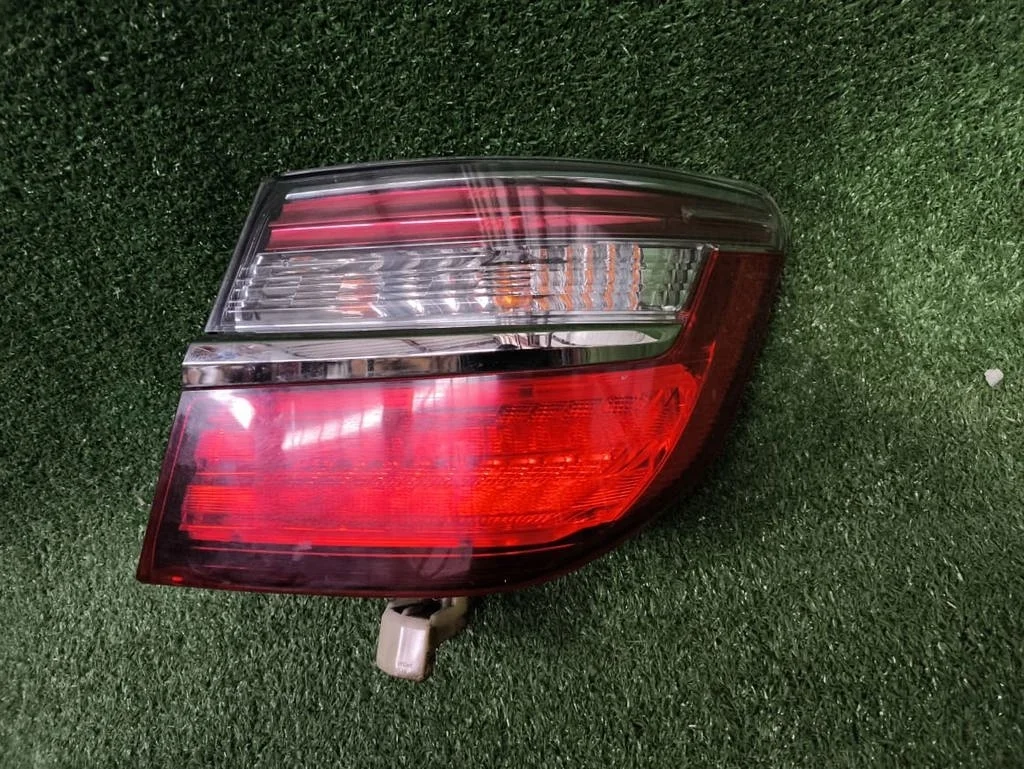 Б.у. фонарь наружный TOYOTA CAMRY V50 ASV50 TOYOTA CAMRY V50 ASV50