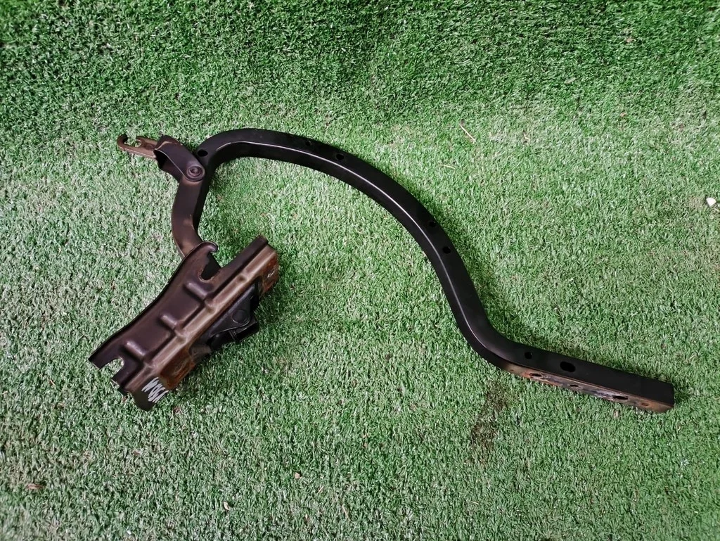 Б.у. петля багажника TOYOTA CAMRY V50 ASV50 TOYOTA CAMRY V50 ASV50