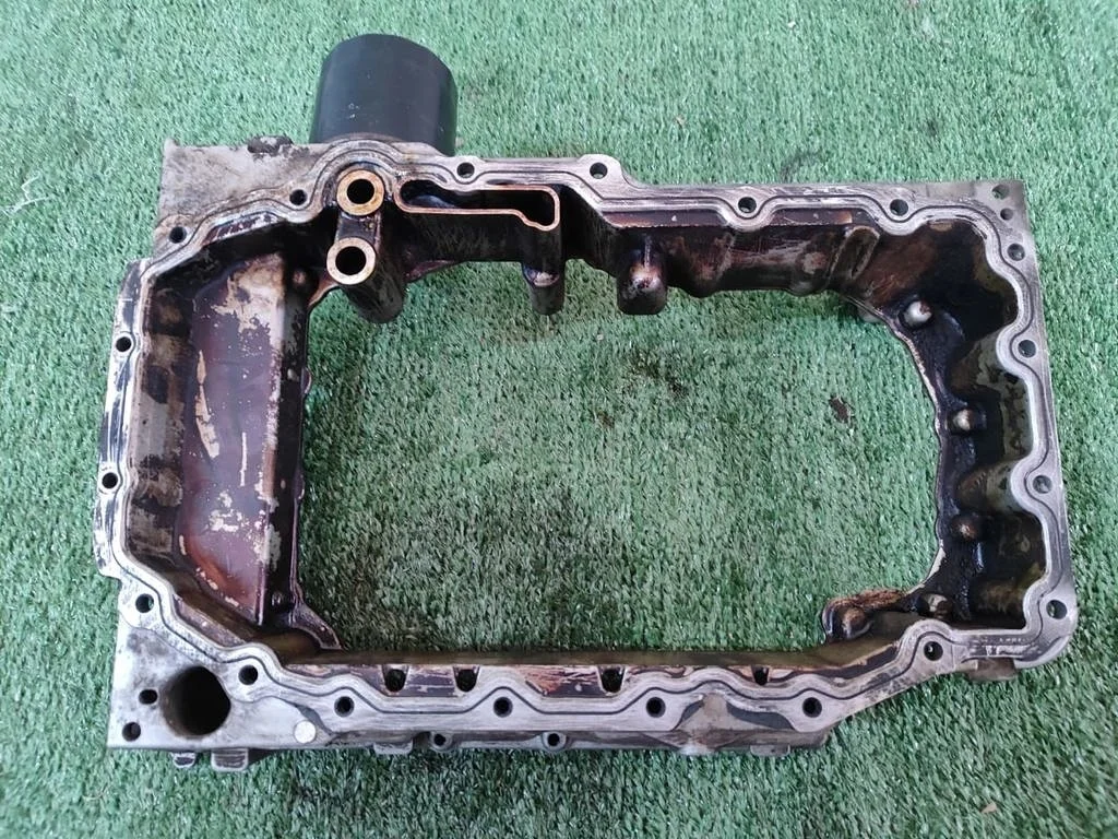 Б.у. поддон картера SKODA RAPID SKODA RAPID