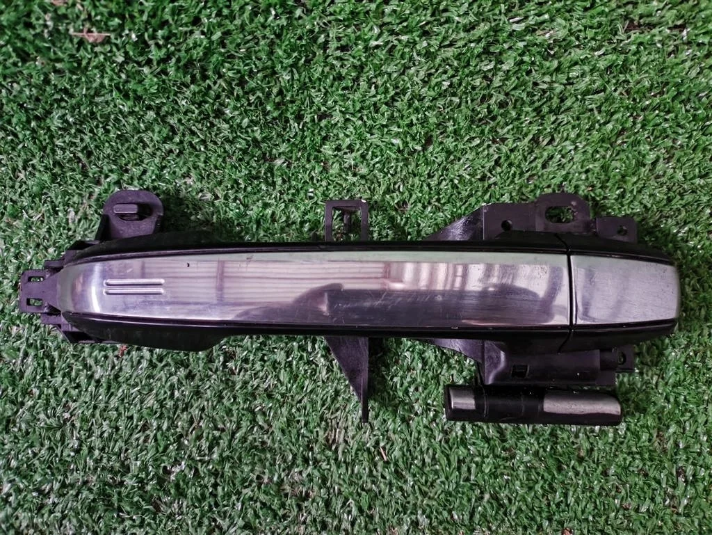 Б.у. ручка двери TOYOTA CAMRY V50 ASV50 TOYOTA CAMRY V50 ASV50